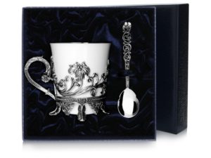 Набор  серебряная чайная чашка «Цветочная»